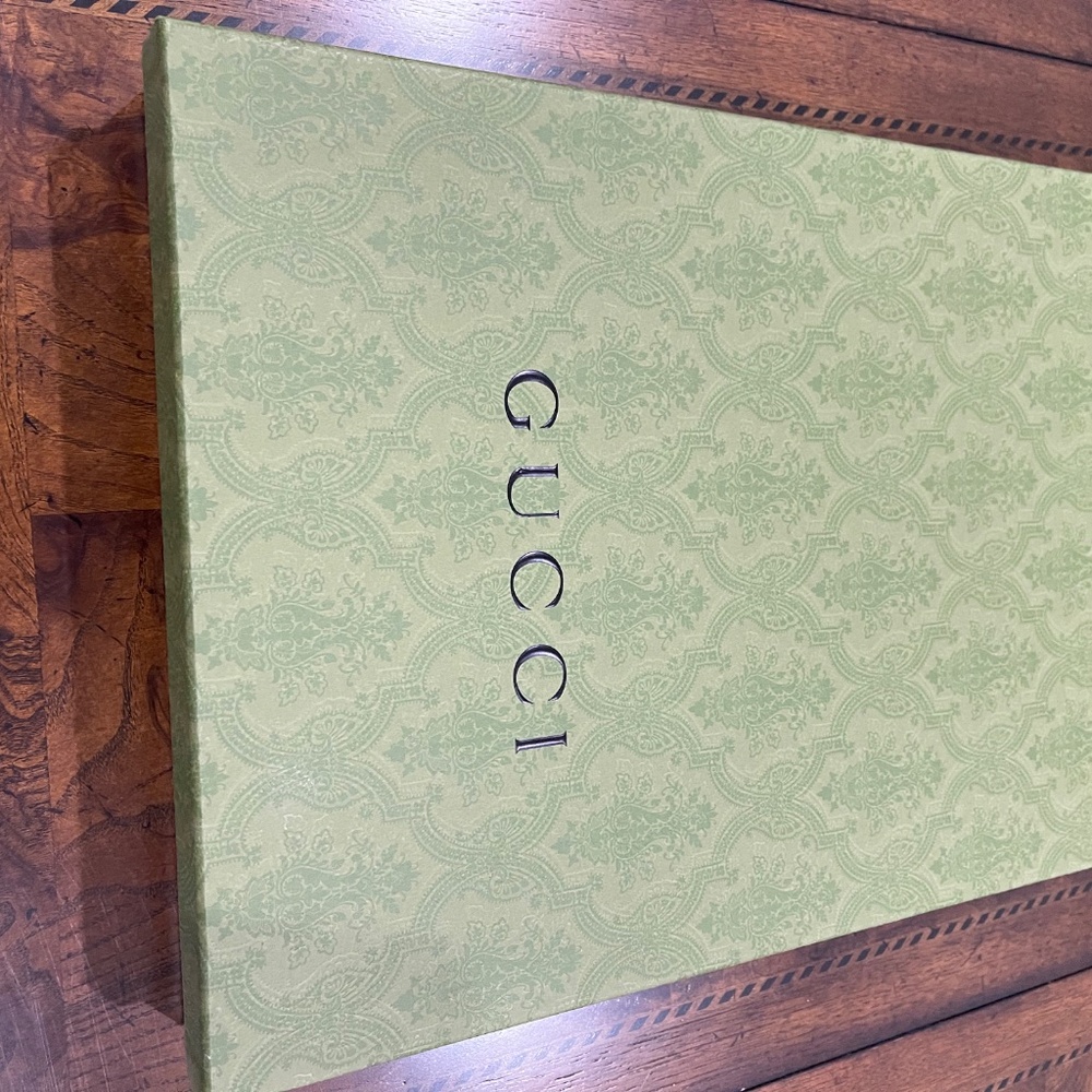 GUCCI CASHMERE SCARF - Picture 9 of 11
